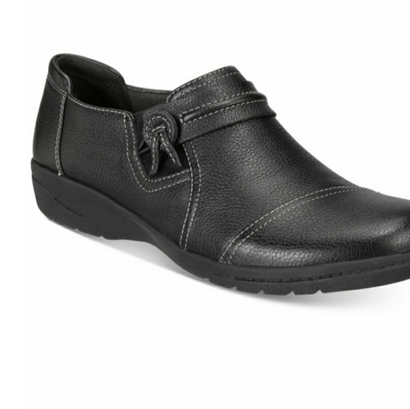 Clark's - Picture 4 of 4